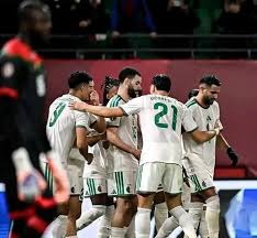 湖人詹姆斯关键三分带队取胜太阳