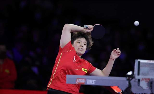 随后短暂在 随后短暂在